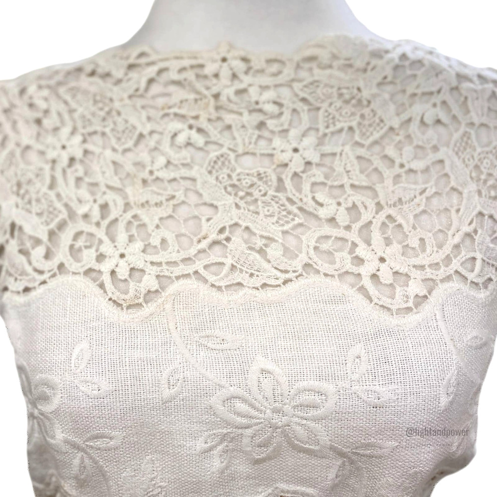 Dolce & Gabbana White Linen Lace Sheath Dress EUC - Picture 4 of 14